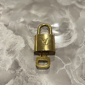 Louis Vuitton lock and key 307